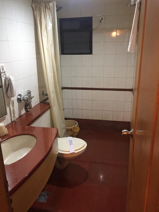 Hotel Ashirwad Pune Exteriör bild